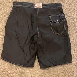 Mens birdwell black board shorts size 34
